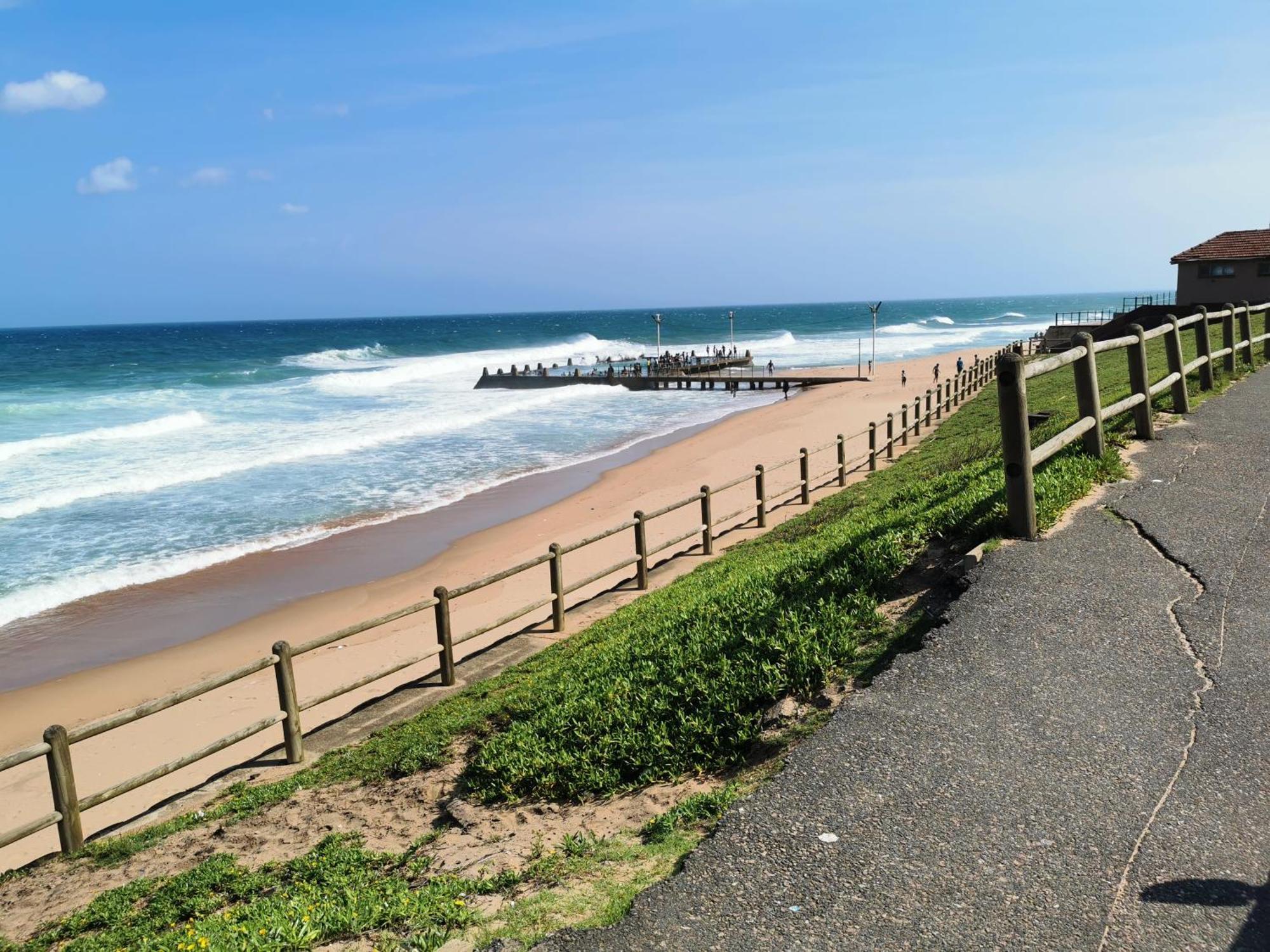 Arabella Apartment Durban Bagian luar foto
